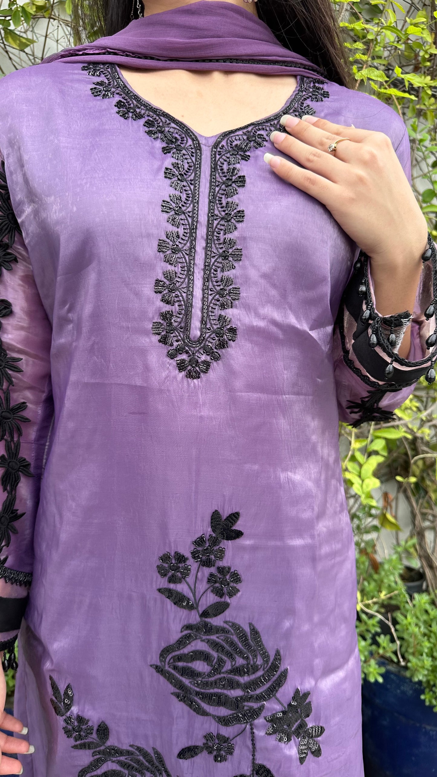 HAND EMBROIDERED ORGANZA SHIMMER SET