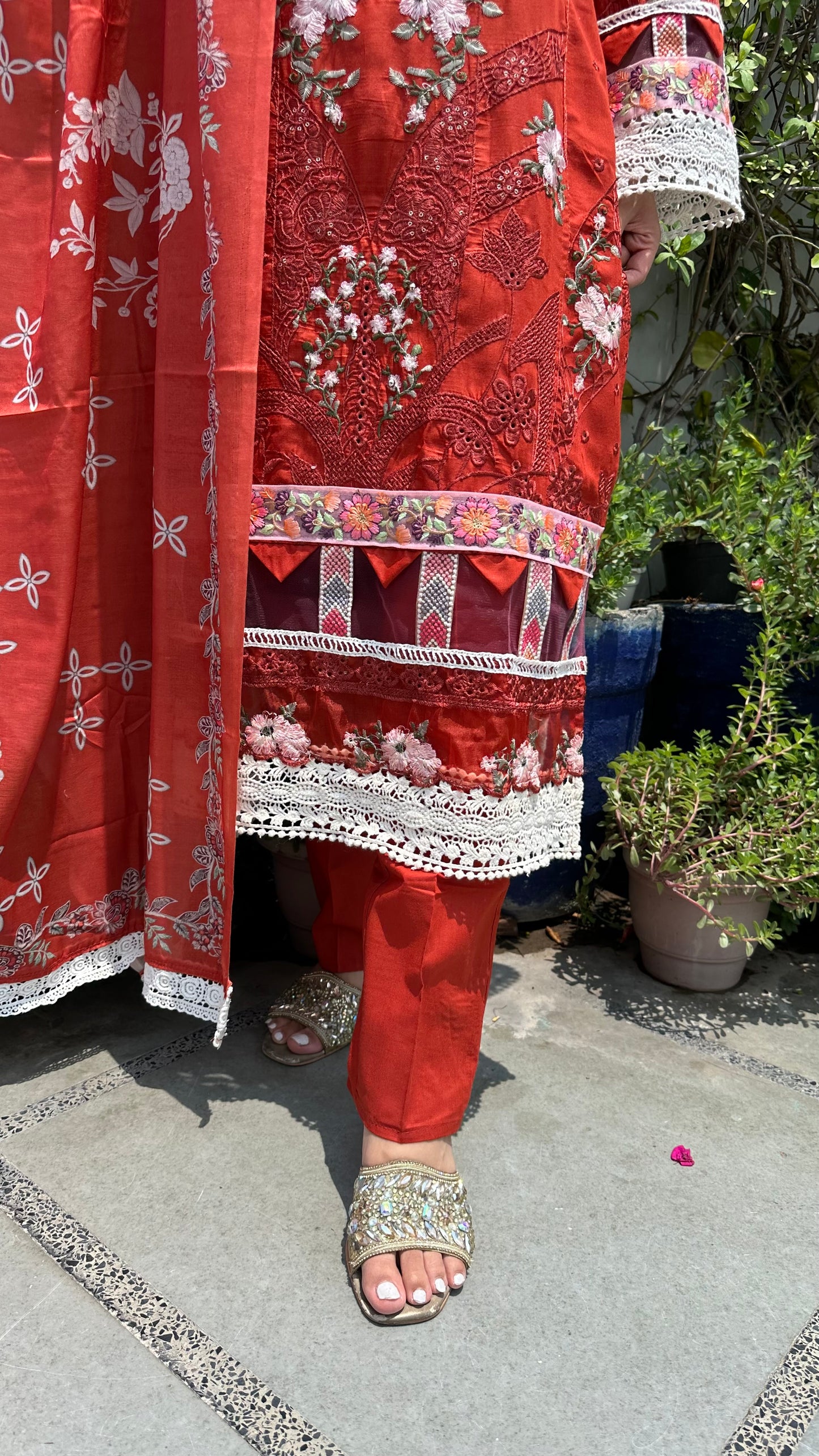 PURE COTTON EMBROIDERED SETS
