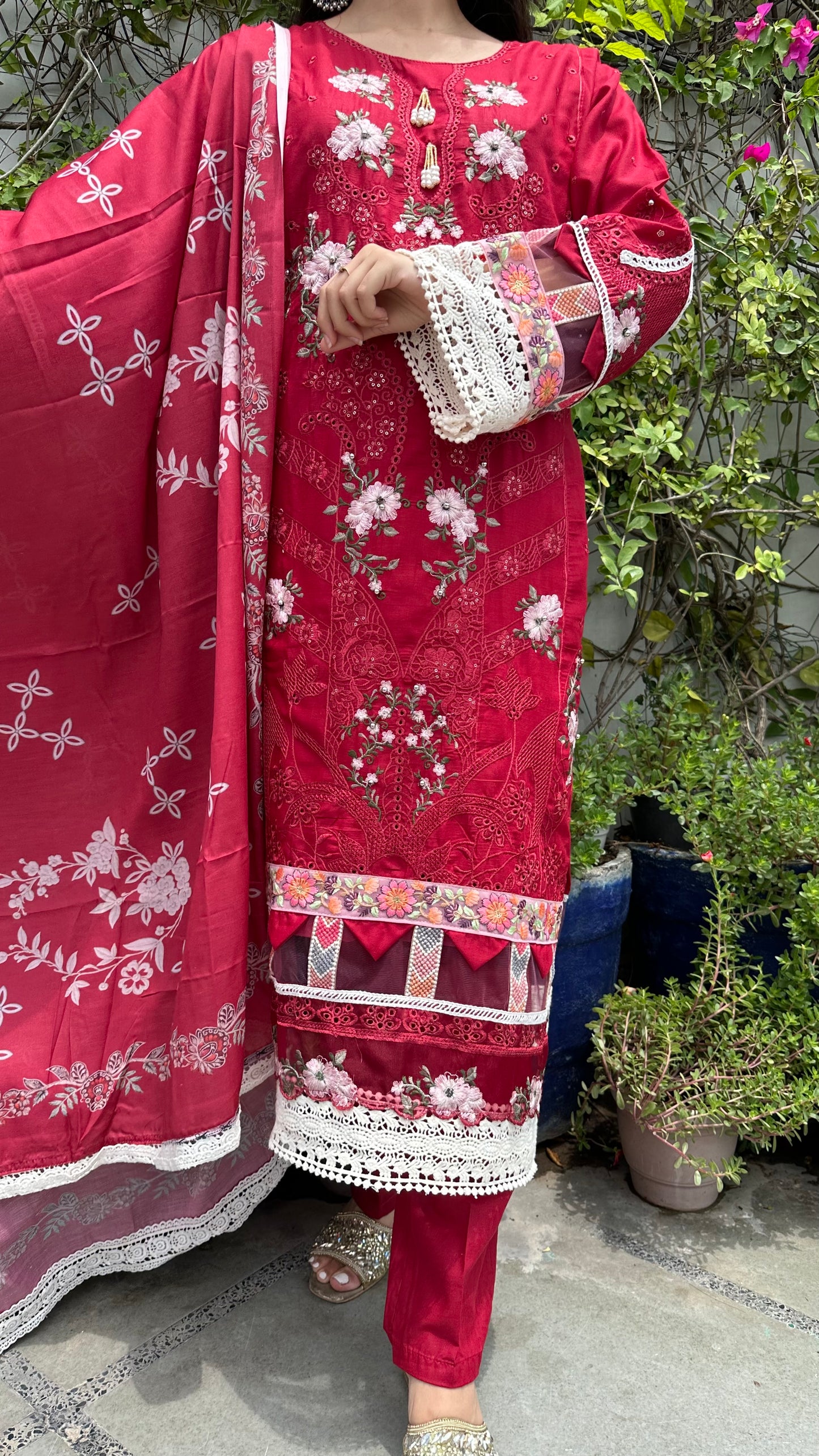 PURE COTTON EMBROIDERED SETS