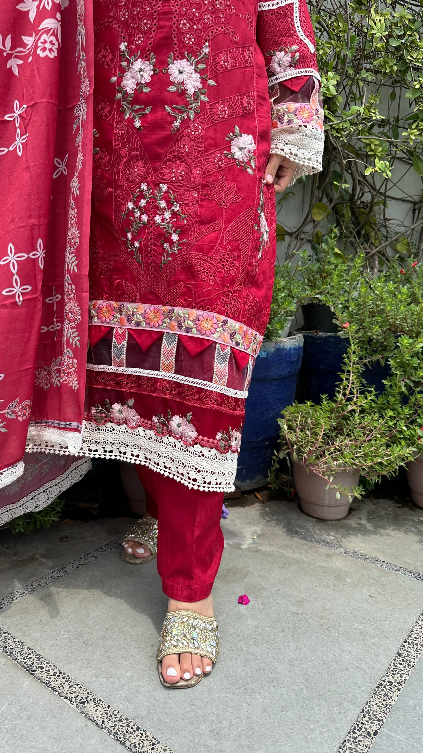 PURE COTTON EMBROIDERED SETS