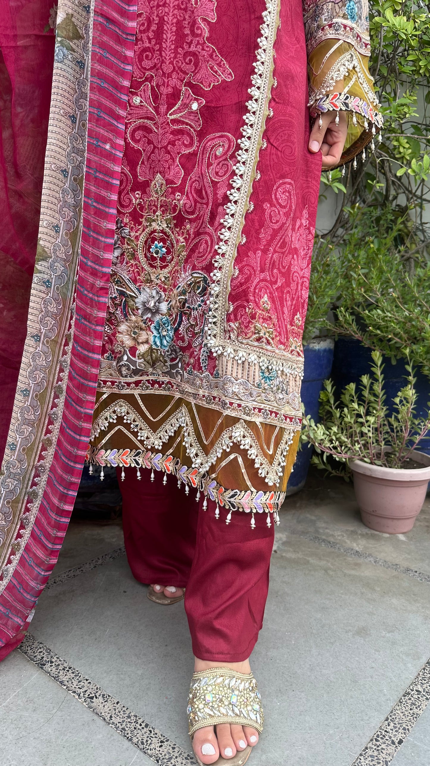 RAYON ZARI DARK RED SET