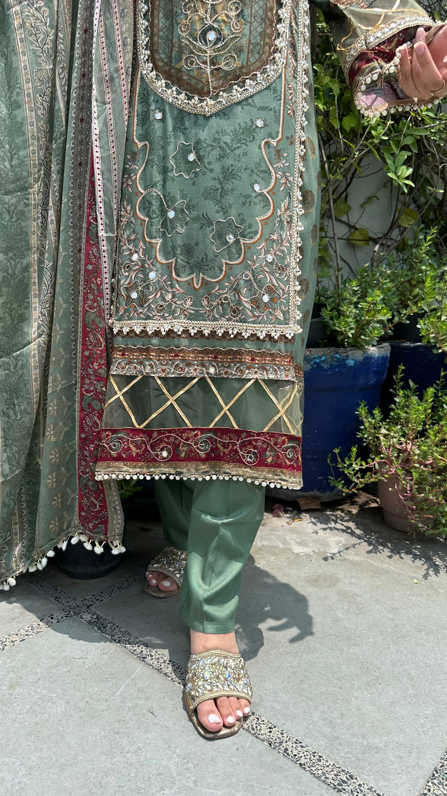 RAYON ZARI GREEN SET