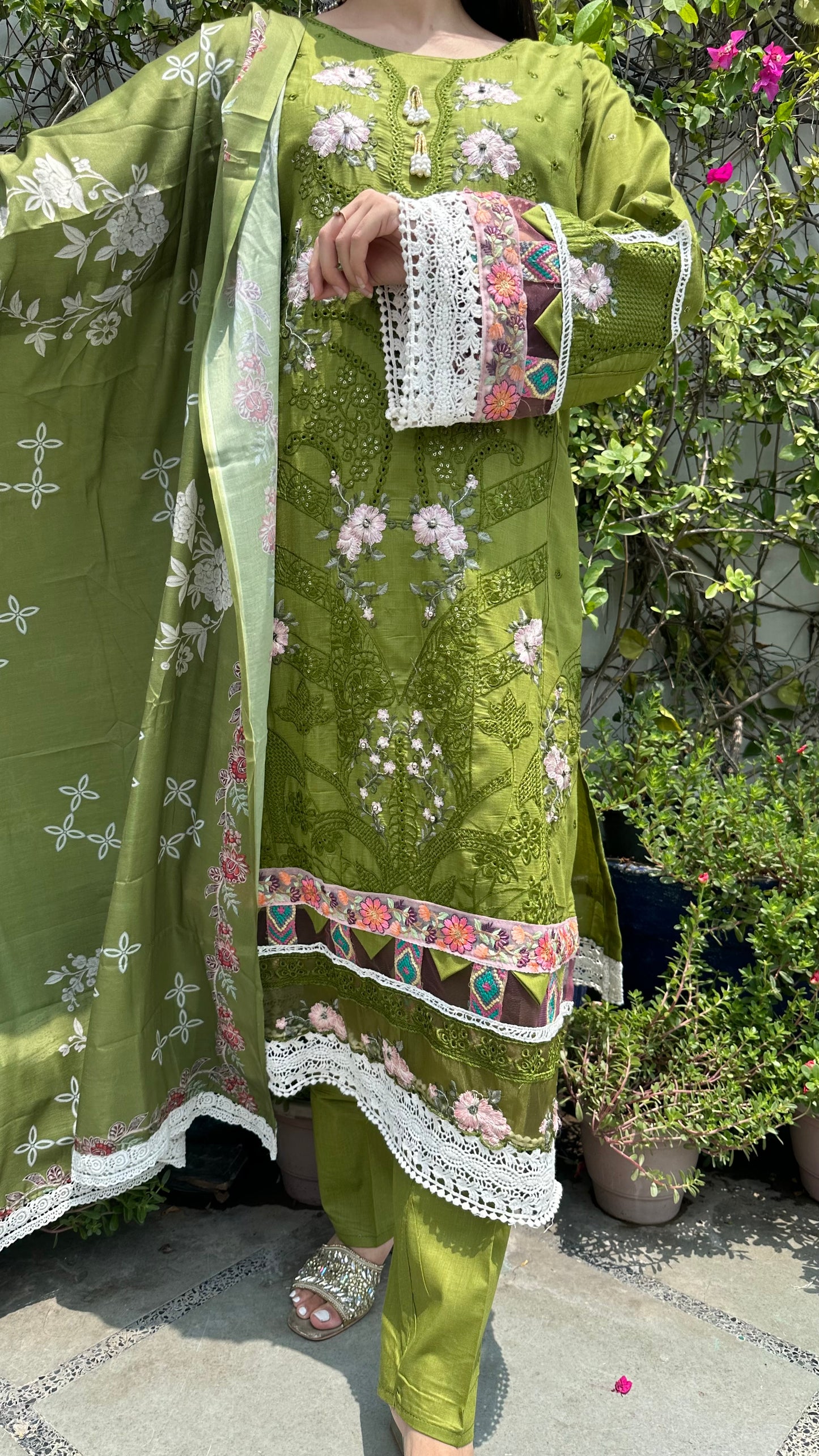 PURE COTTON EMBROIDERED SETS