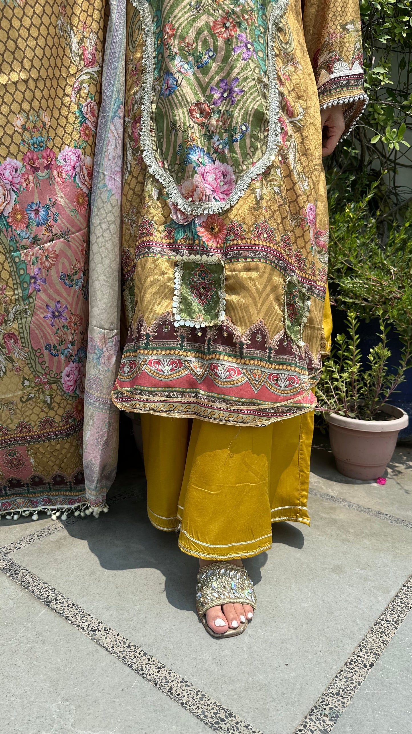MUSLIN A-LINE YELLOW SET