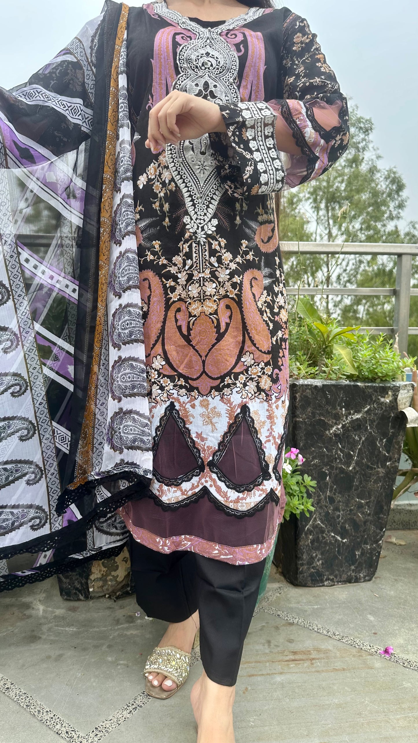 PURE COTTON BLACK MULTI