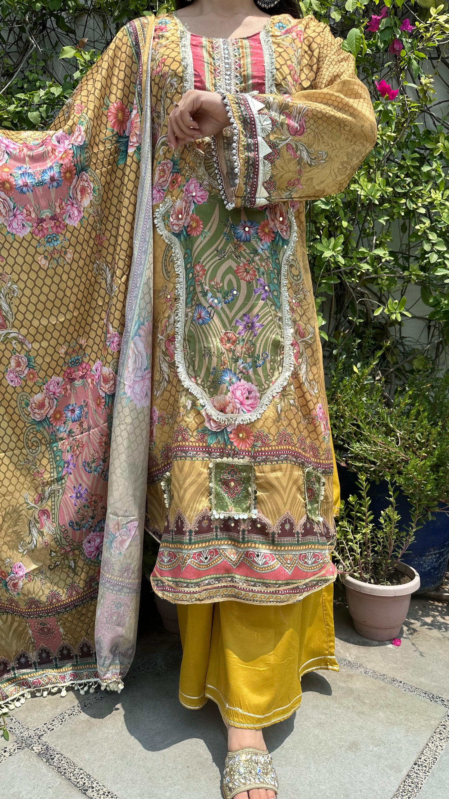 MUSLIN A-LINE YELLOW SET