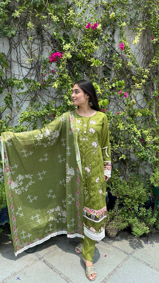 PURE COTTON EMBROIDERED SETS