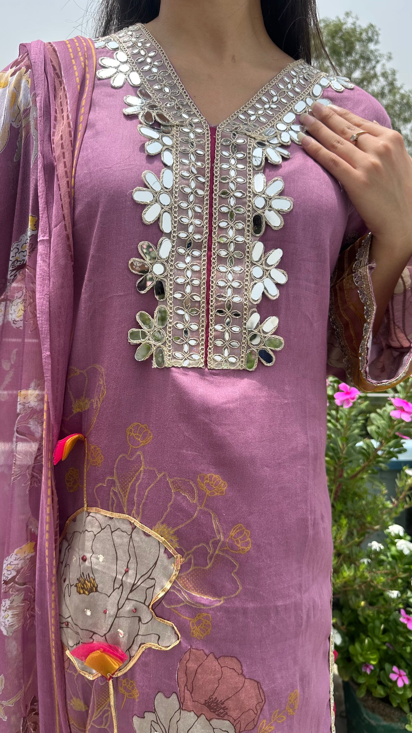 PASTEL MIRROR FARSHI SETS